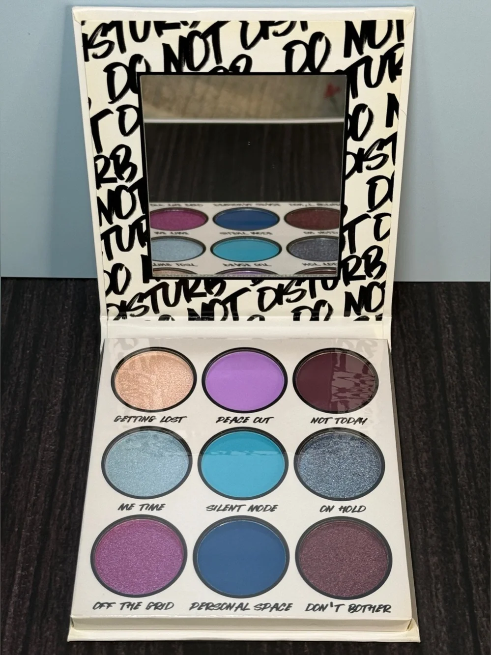 BH COSMETICS Do Not Disturb 9 Color Shadow Palette NEW